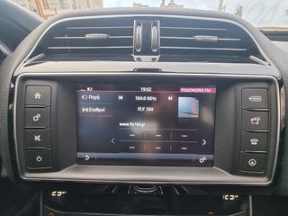 Jaguar XE 2015 XE 20d R-Sport-thumb-77