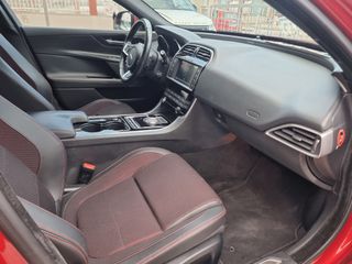 Jaguar XE 2015 XE 20d R-Sport-thumb-50