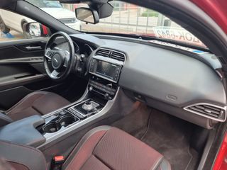 Jaguar XE 2015 XE 20d R-Sport-thumb-53
