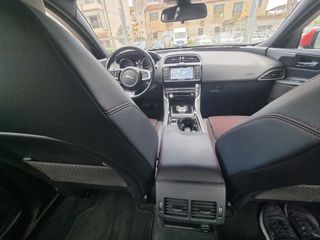 Jaguar XE 2015 XE 20d R-Sport-thumb-60