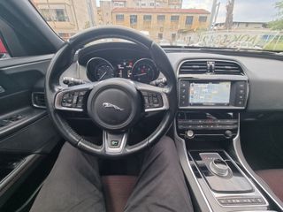 Jaguar XE 2015 XE 20d R-Sport-thumb-64