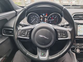 Jaguar XE 2015 XE 20d R-Sport-thumb-65