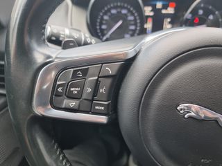 Jaguar XE 2015 XE 20d R-Sport-thumb-69