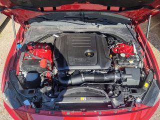 Jaguar XE 2015 XE 20d R-Sport-thumb-32