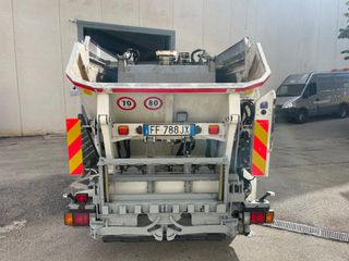 Ανατροπή Nissan 2018 NV400-thumb-5
