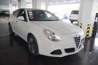 Alfa Romeo Giulietta 2012 Distinctive Pack / 6 Χρόνια Δωρεάν Service-thumb-3