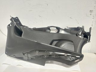 Αριστερό  πάτωμα YAMAHA TMAX 560 2022-23 (BBW-27481-00)