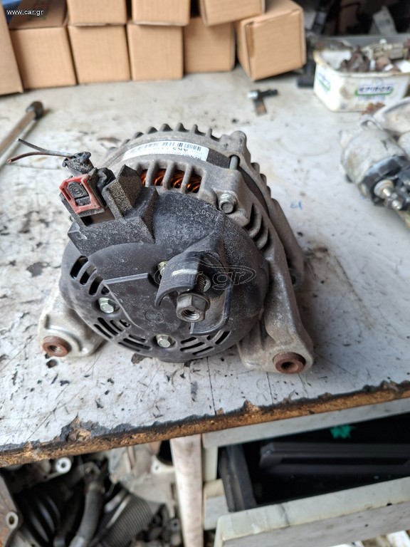 OPEL CORSA E δυναμο με κωδικο 13585666B