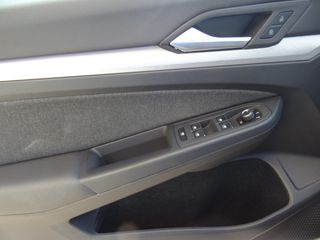 Volkswagen Golf 2023 TSI ACT 130HP VIII LIFE-thumb-35