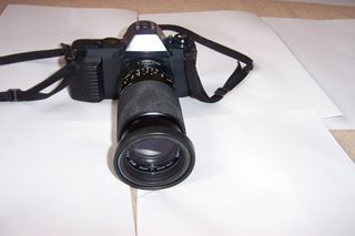 CANON T50 SLR ΦΩΤΟΓΡΑΦΙΚΗ ΜΗΧΑΝΗ ΜΕ 2 ΦΑΚΟΥΣ TOKINA EXAKTA FLASH SUNPAK