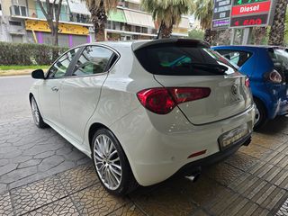 Alfa Romeo Giulietta 2011 1.6 JTDM 16V TURISMO-thumb-4