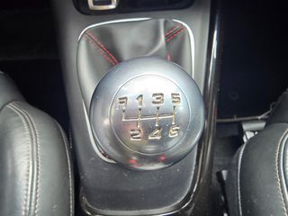 Alfa Romeo Giulietta 2011 1.6 JTDM 16V TURISMO-thumb-21