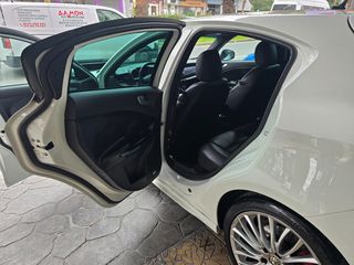 Alfa Romeo Giulietta 2011 1.6 JTDM 16V TURISMO-thumb-23