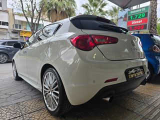 Alfa Romeo Giulietta 2011 1.6 JTDM 16V TURISMO-thumb-25