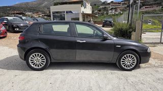 Alfa Romeo Alfa 147 2008-thumb-5