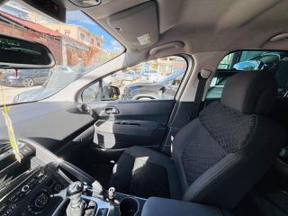 Peugeot 3008 2016-thumb-9