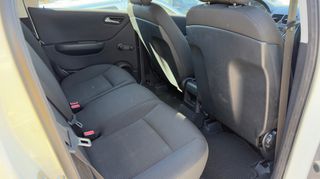 Mercedes-Benz A 160 2011 Mercedes-Benz A 160 2011 AVANTGARDE AUTOMATIC-thumb-26