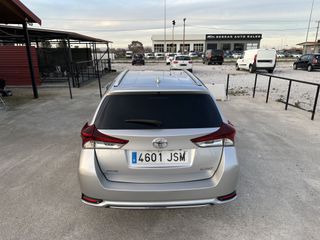 Toyota Auris 2016-thumb-14