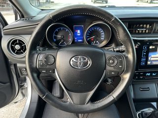 Toyota Auris 2016-thumb-22