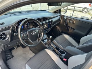 Toyota Auris 2016-thumb-30