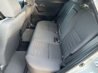 Toyota Auris 2016-thumb-34