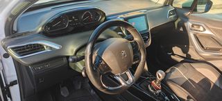 Peugeot 2008 2017 ALLURE-thumb-10