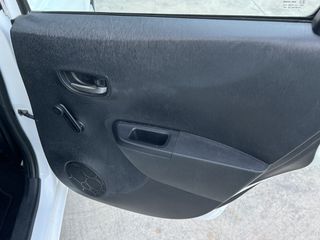 Toyota Yaris 2014 YARIS 1.3 VVTI Automatic-thumb-10