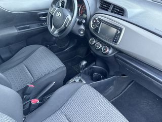 Toyota Yaris 2014 YARIS 1.3 VVTI Automatic-thumb-15
