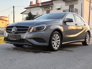 Mercedes-Benz A 180 2015 A180D STYLE-thumb-1