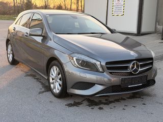 Mercedes-Benz A 180 2015 A180D STYLE-thumb-3