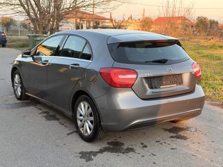 Mercedes-Benz A 180 2015 A180D STYLE-thumb-5