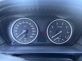 Bmw 523 2009-thumb-54