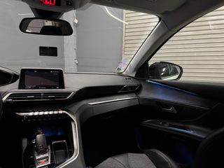Peugeot 3008 2017 1.2 PURETECH 130 ALLURE-thumb-26