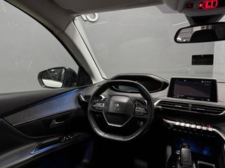 Peugeot 3008 2017 1.2 PURETECH 130 ALLURE-thumb-27