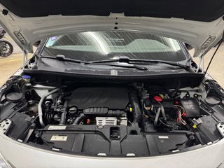 Peugeot 3008 2017 1.2 PURETECH 130 ALLURE-thumb-30