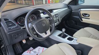 Renault Laguna 2010 coupe-thumb-3