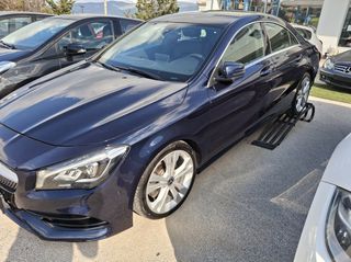 Mercedes-Benz CLA 200 2018 AMG LOOK-thumb-8