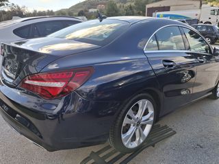 Mercedes-Benz CLA 200 2018 AMG LOOK-thumb-9