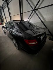 Mercedes-Benz C 63 AMG 2009 C 63 AMG-thumb-4