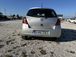Toyota Yaris 2007-thumb-8