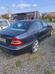 Mercedes-Benz C 180 2002-thumb-1