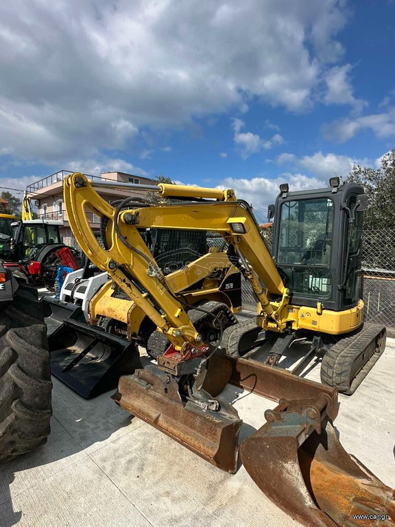 Εκσκαφέας Με Ερπύστριες Komatsu 2012 PC 3,5