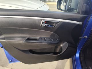 Suzuki Swift 2015-thumb-13