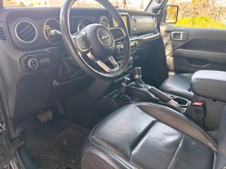 Jeep Wrangler 2019 CRD SAHARA EDITION-thumb-10
