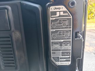 Jeep Wrangler 2019 CRD SAHARA EDITION-thumb-23