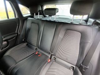 Mercedes-Benz GLA 250 2022 PLUG IN AYTOMATO-thumb-45