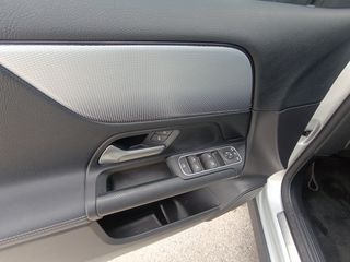 Mercedes-Benz GLA 250 2022 PLUG IN AYTOMATO-thumb-81