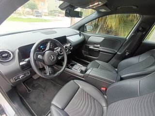 Mercedes-Benz GLA 250 2022 PLUG IN AYTOMATO-thumb-3