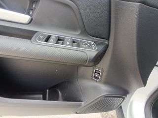 Mercedes-Benz GLA 250 2022 PLUG IN AYTOMATO-thumb-67