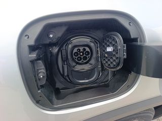 Mercedes-Benz GLA 250 2022 PLUG IN AYTOMATO-thumb-11